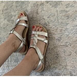 Abeo Women's Bea Braid Gladiator Leather B.I.O. System Silver Sandals Siz-10N/40
